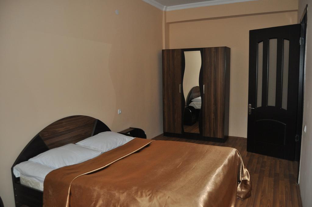 Hotel Solidarity Kobuleti Quarto foto